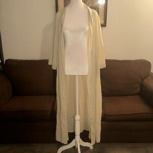 Noracorra robe